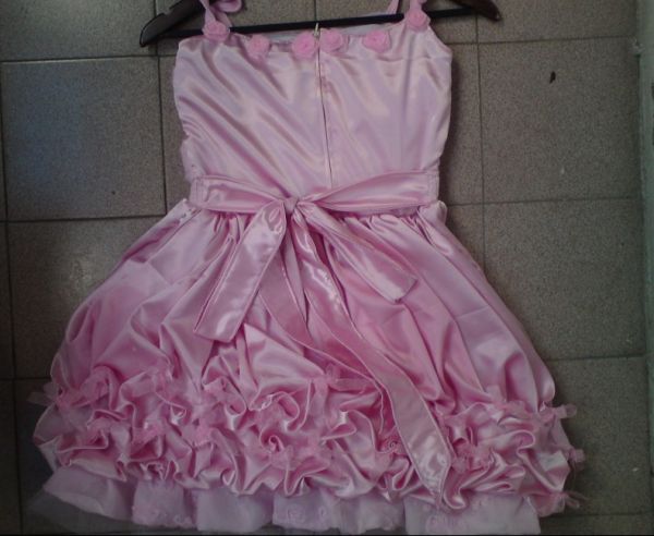 ��ɫ��������ȹ-�ʺ����պͱ���