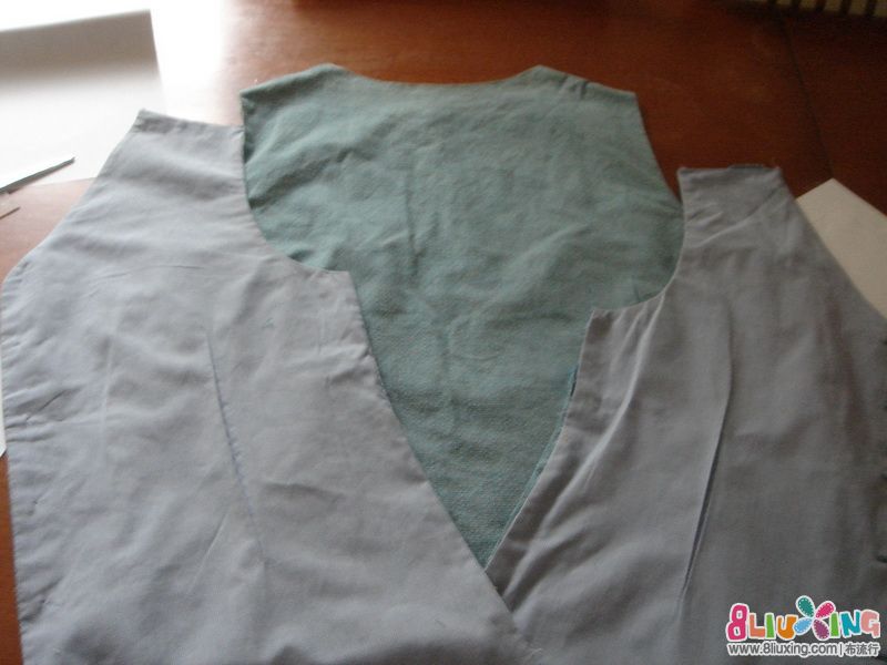 【呼吸手作】旧物改造:<em>大人马甲</em>改<em>儿童</em>裤子 - 