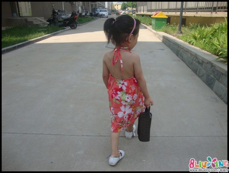 <em>宝宝</em>露背裙+<em>裁剪图</em> - 手工服装秀 布流行
