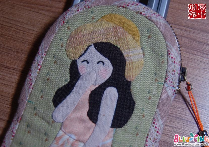 遇见团做-微笑女孩笔袋 - 手工包包 布流行手工