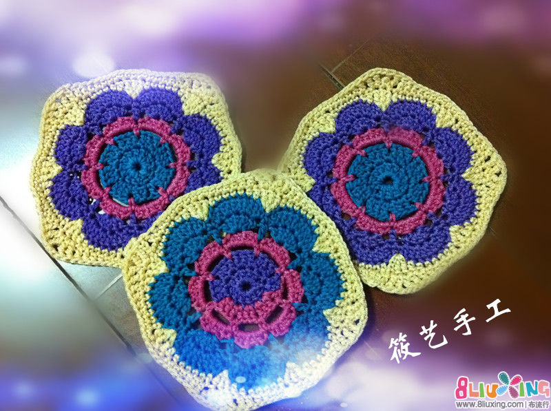 祖母方格杯垫(用的报春花的图解) - 钩编兴趣组