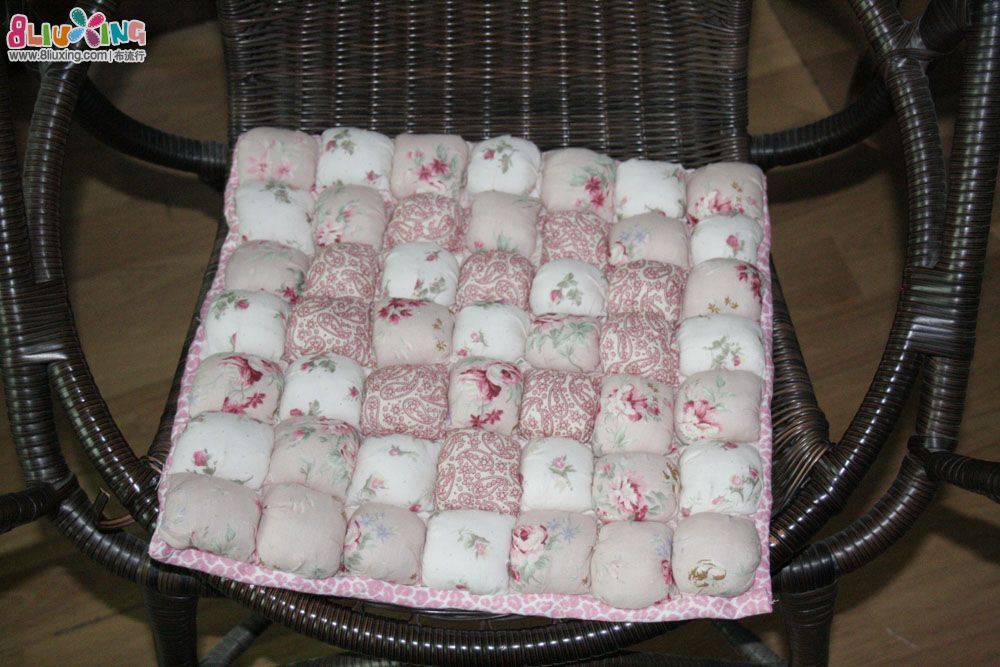 送给自己的生日礼物---泡芙坐垫 - 手工布艺秀 -