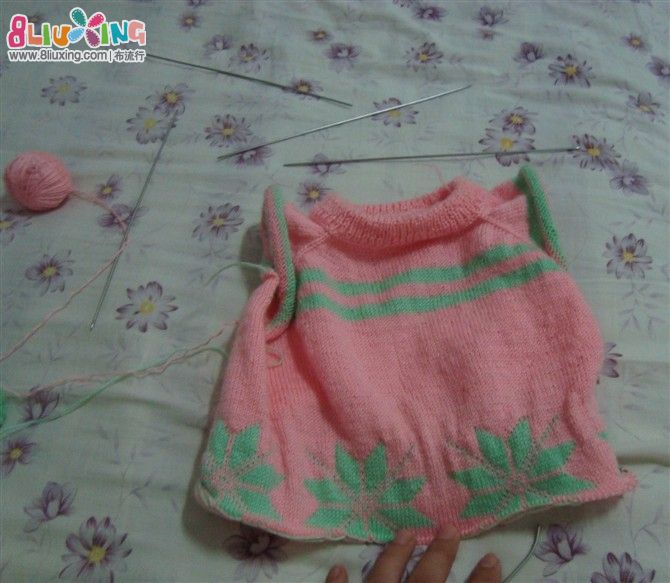 点点』旧做 亲手给宝宝织的小毛衣 - 编织+刺绣