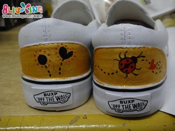 布知道 手绘鞋 爱草莓 小瓢虫 米国旗 - 手工包包